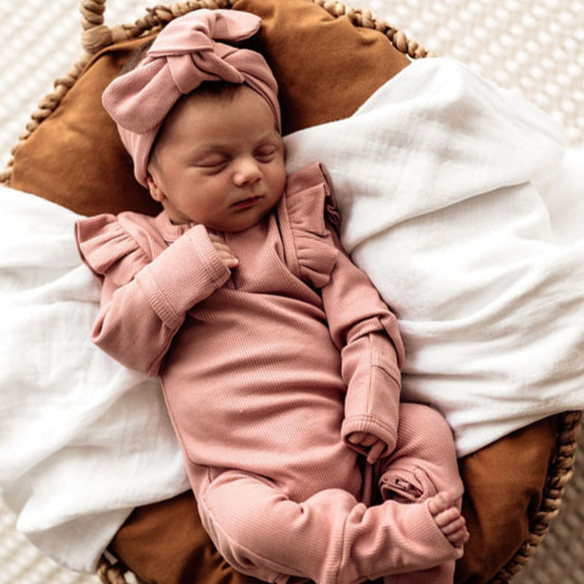 Baby Bows & Baby Top Knots adoreu baby launceston baby shop adoreu