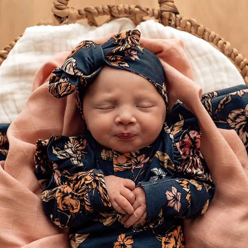 Baby bow snuggle hunny launceston adoreu baby tasmania luxury baby gifting
