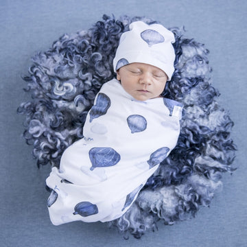 snuggle hunny launceston snuggle swaddle baby boy Launceston baby shop with luxurious items for you and your tiny love.