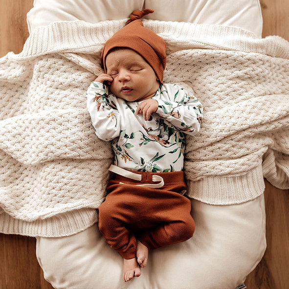 Snuggle hunny Launceston, luxury baby gifts, luxury baby shower gifts launceston